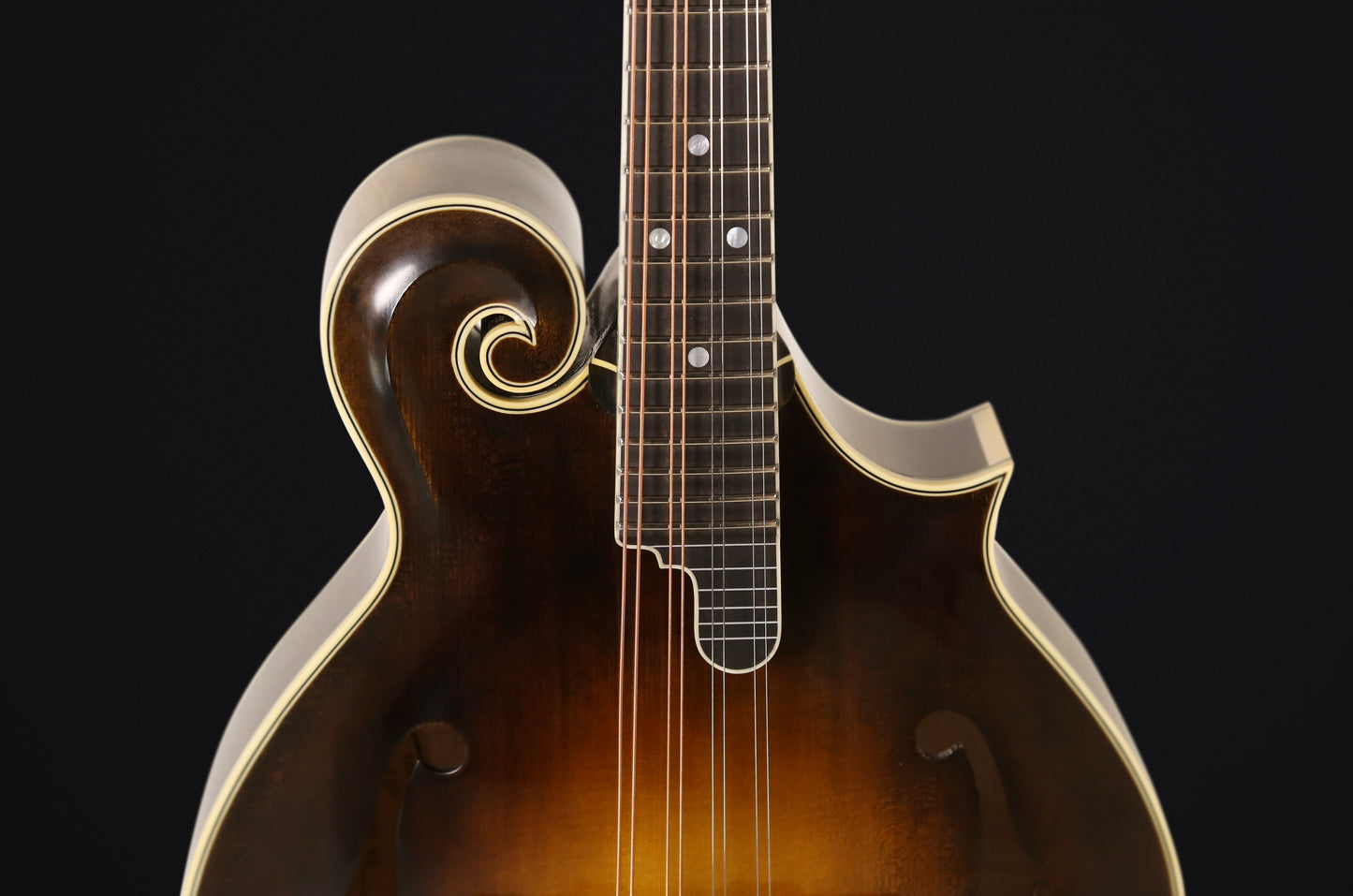 CMF-650 Antique Cremona